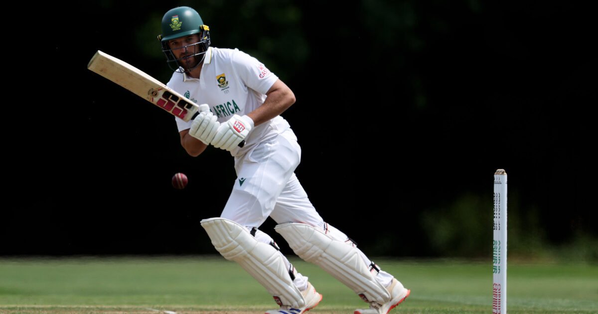 Wiaan Mulder batting for South Africa in Test cricket