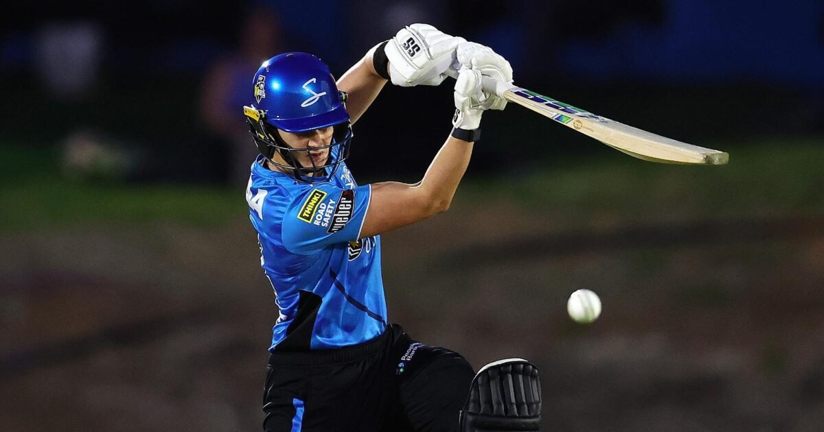 Wolvaardt’s 70 and Penna’s Late Blitz Power Understrength Strikers to 21-Run WBBL Win Over Stars