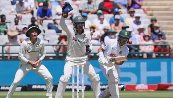Ackerman’s 95 and Starc’s Six-Fer Headline Day 1 as South Africa Bowled Out for 329 at Newlands