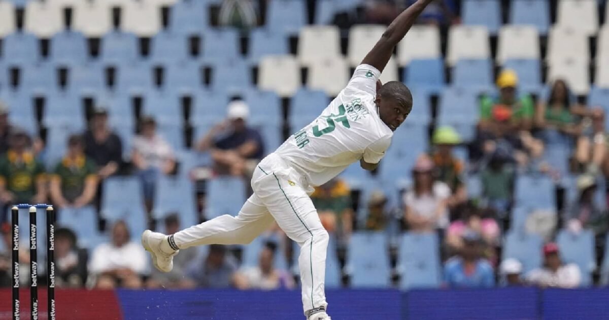 South Africa keep 17 players for Australia Test series